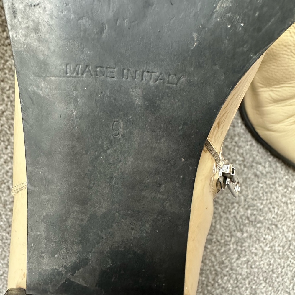 Everlane Boss Boot - Picture 7 of 7